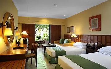 酒店 白努亚港 Club Bali Mirage酒店